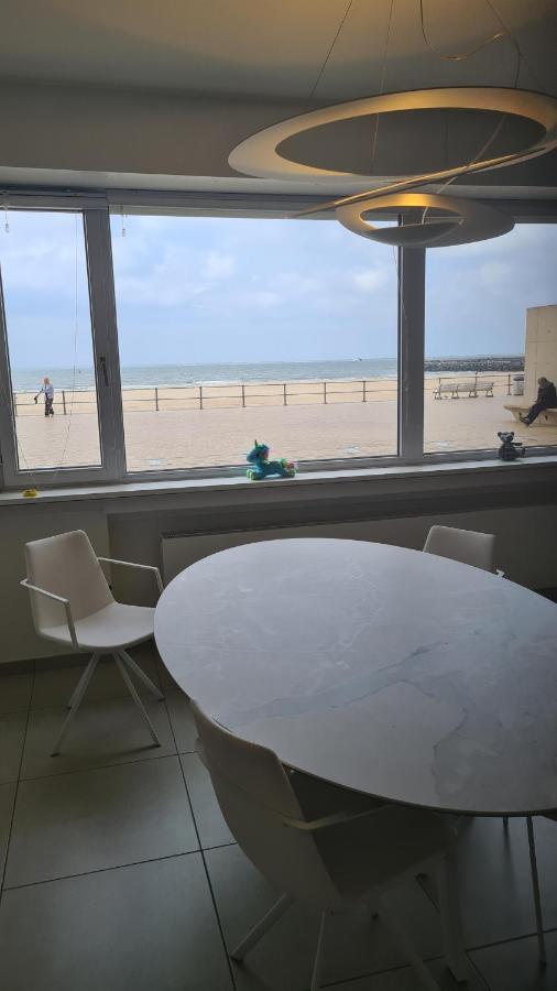 Apartamento Frontaal Gelijkvloers Seaview 80M² 2 Slp Ostende Exterior foto