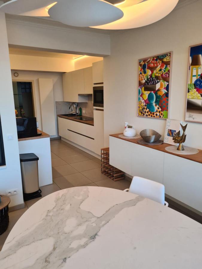 Apartamento Frontaal Gelijkvloers Seaview 80M² 2 Slp Ostende Exterior foto